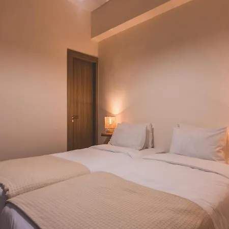 Luxury With Acropolis View Terrace And Jacuzzi In The Heart Of - Living Stone Azurite