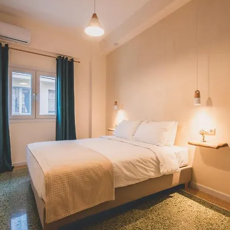 Luxury With Acropolis View Terrace And Jacuzzi In The Heart Of - Living Stone Azurite Apartmán Atény