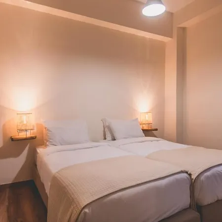 Luxury With Acropolis View Terrace And Jacuzzi In The Heart Of - Living Stone Azurite